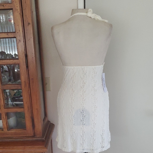 Princess Polly Ivory Lace Halter Dress - Picture 4 of 8